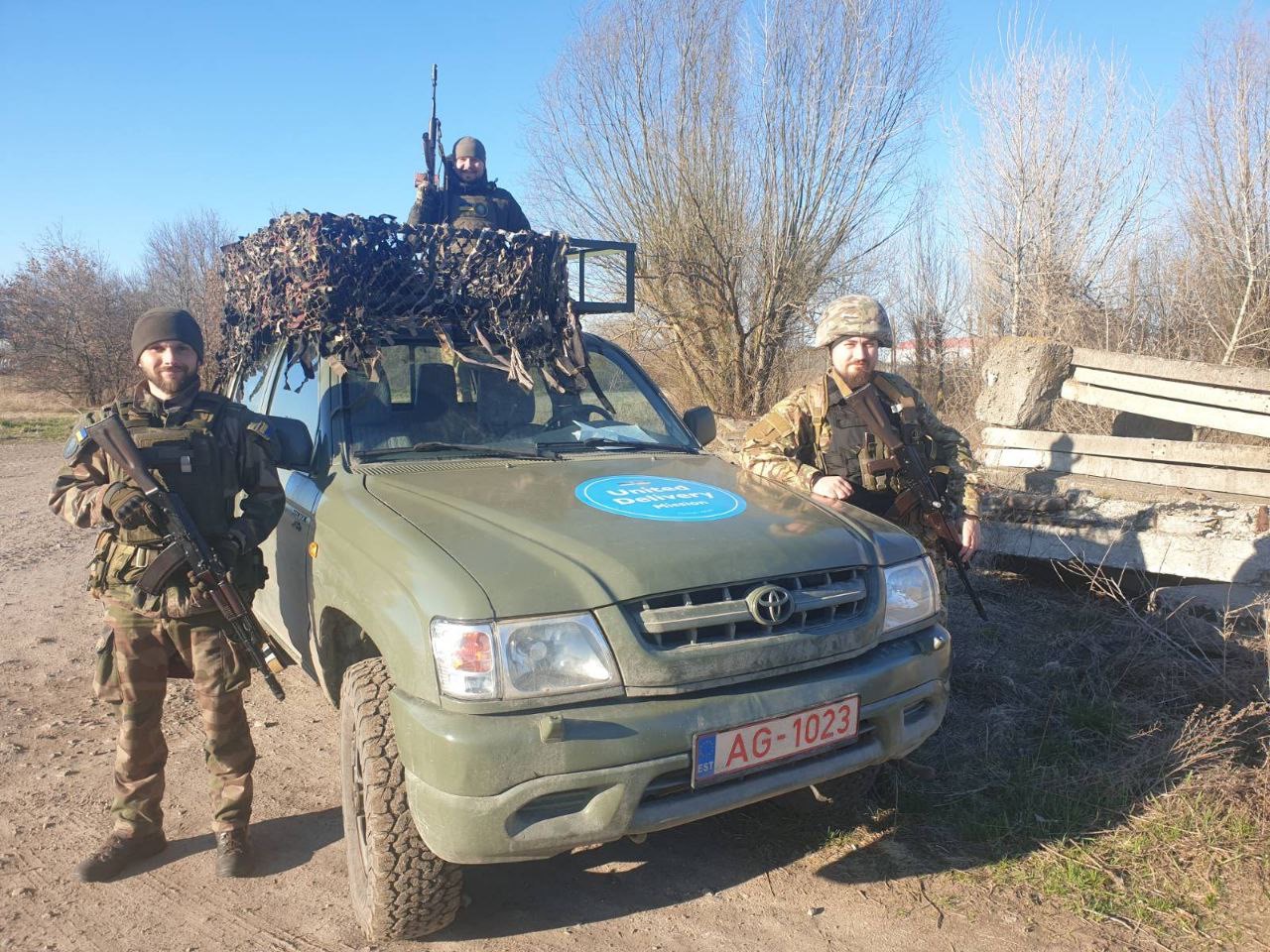 truck with three soldiers